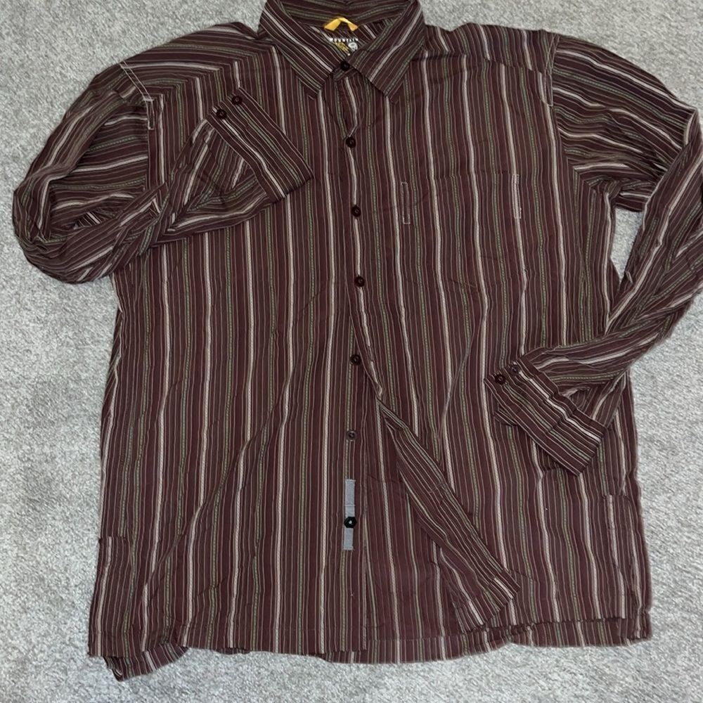 Mountain Hardwear button straight cut NYLON long sleeve mens hiking trail shirt